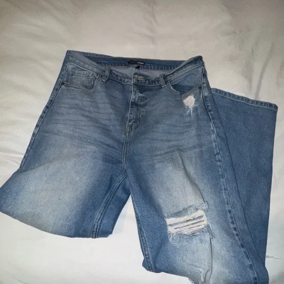 Distressed Blue Denim Jeans - Picture 1 of 3